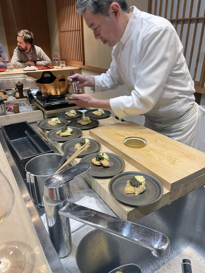 正在工作的主廚 Aida