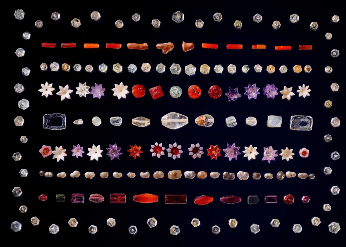 孔雀王朝阿育王時期比普羅瓦釋迦牟尼佛寶聖物