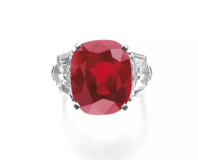「Estrela de FURA」：55.22 克拉紅寶石